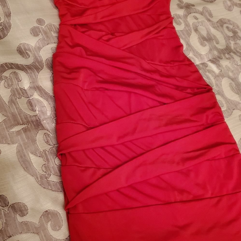 Dress - Picture 3 of 5